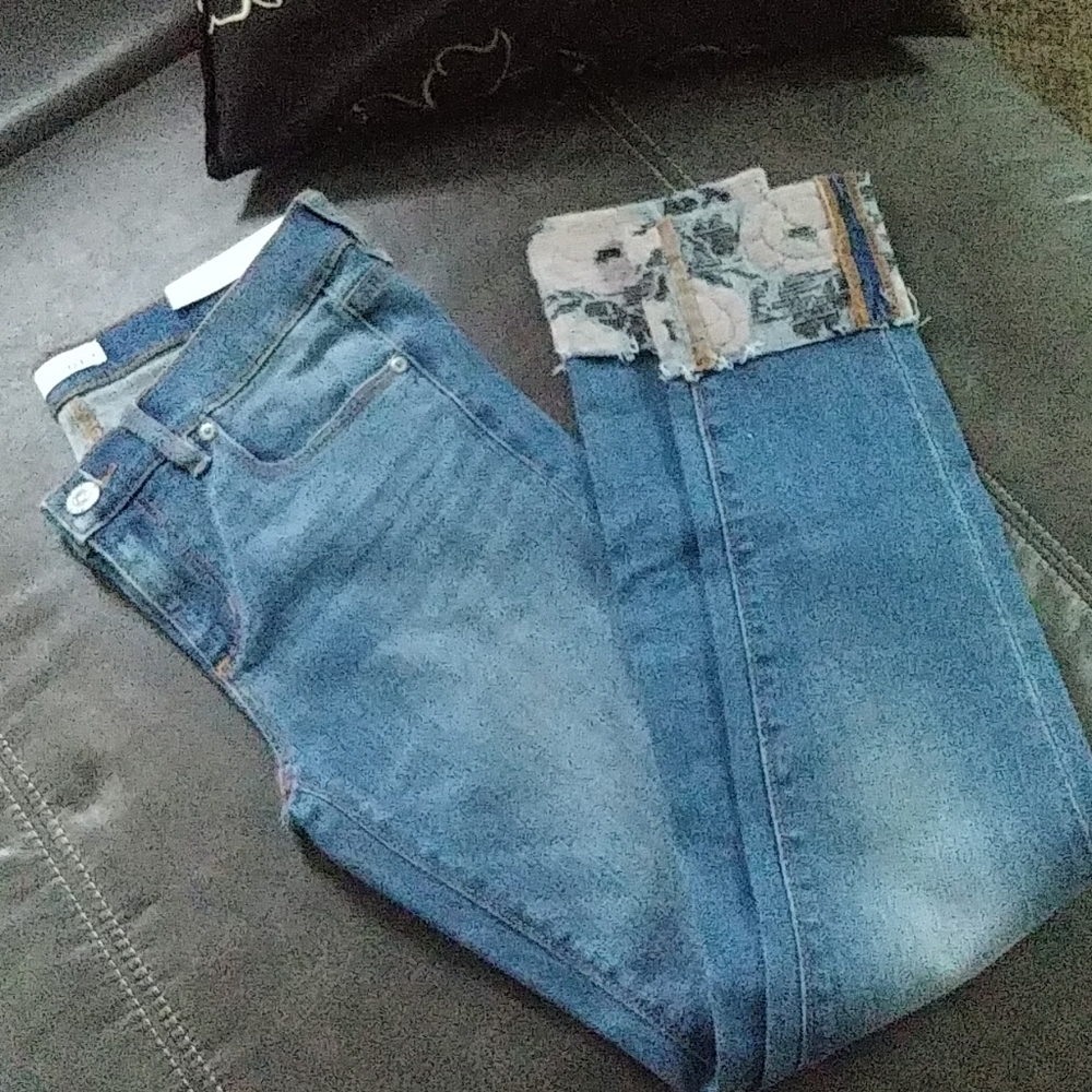 LOFT Modern Skinny Cuffed Jeans